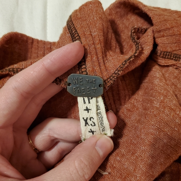 We the Free Burnt Orange Long Sleeve Top - Picture 4 of 5